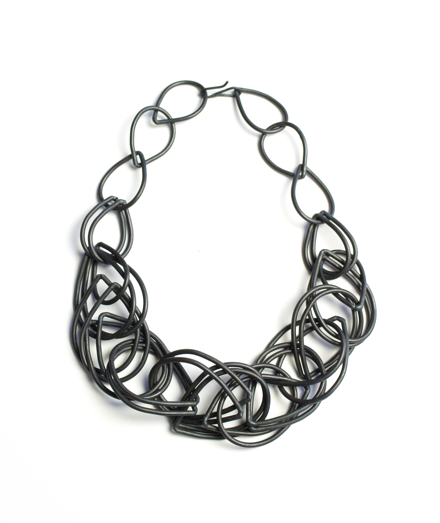 black chunky chain link necklace